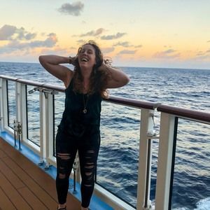 Meet your Posher, Amber